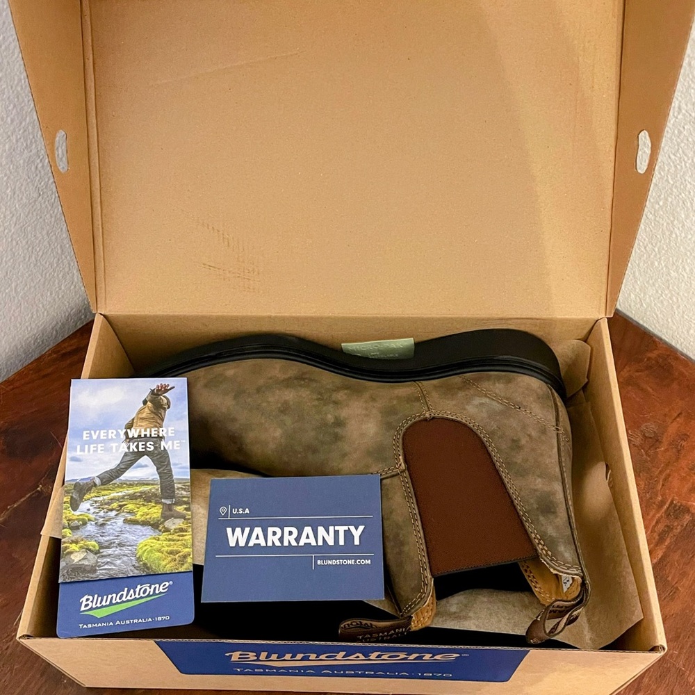 Men’s 11.5 Blundstone Boots. New & Never Worn
